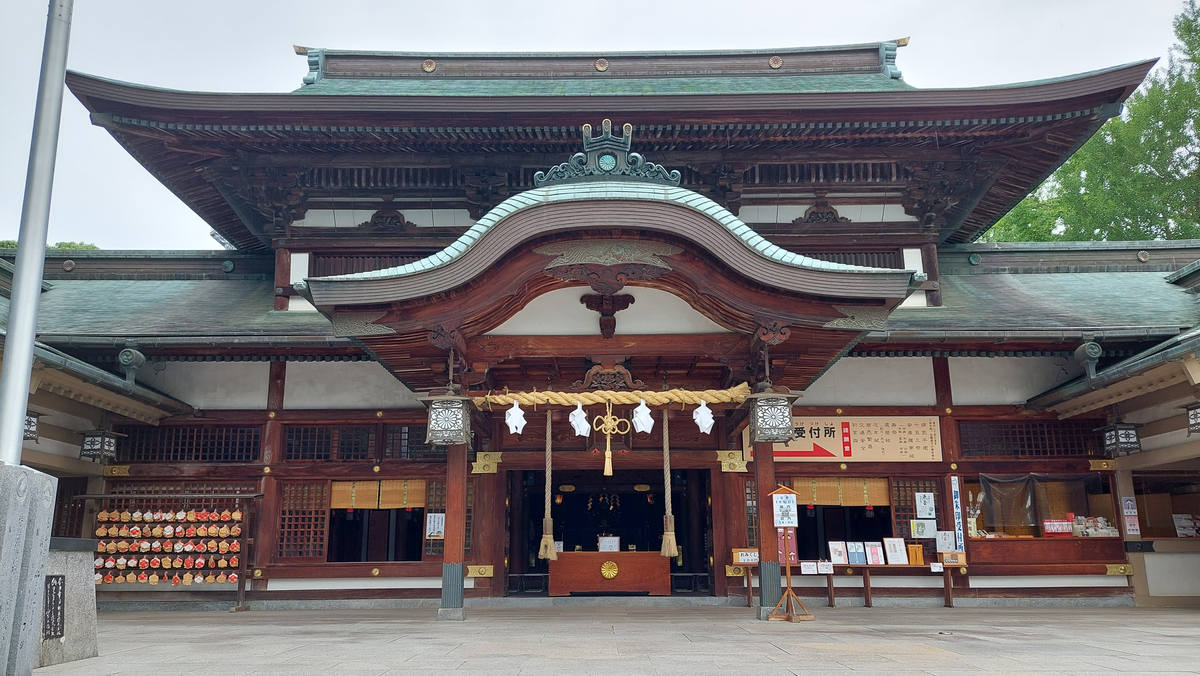 伊豫豆比古命神社（愛媛）の風景